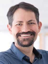 jonathan aldrich headshot