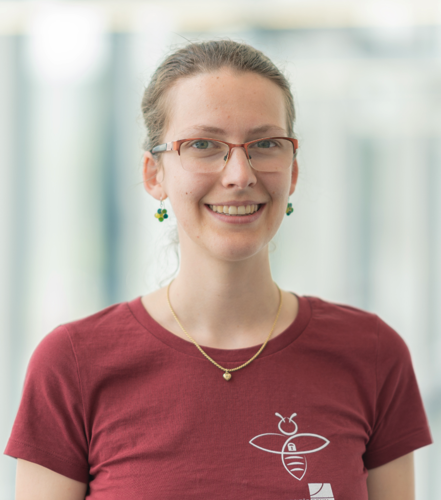 Anna Marie Ortloff Headshot